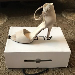 Aldo heels size 7.5